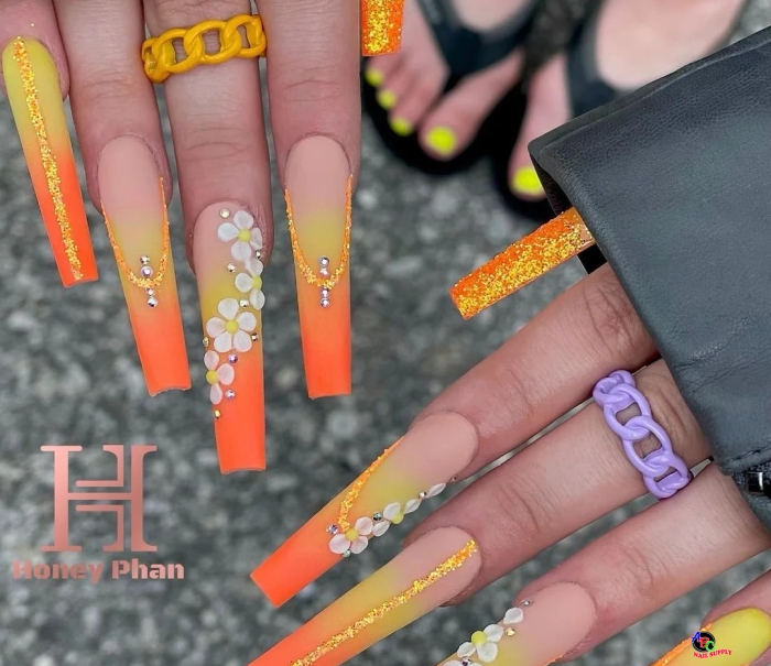 FULL LINE 4 IN 1 PREMIUM ACRYLIC + GEL & LACQUER 320 COLORS